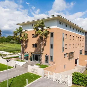 Ardeatina Park 4* Castel di Leva